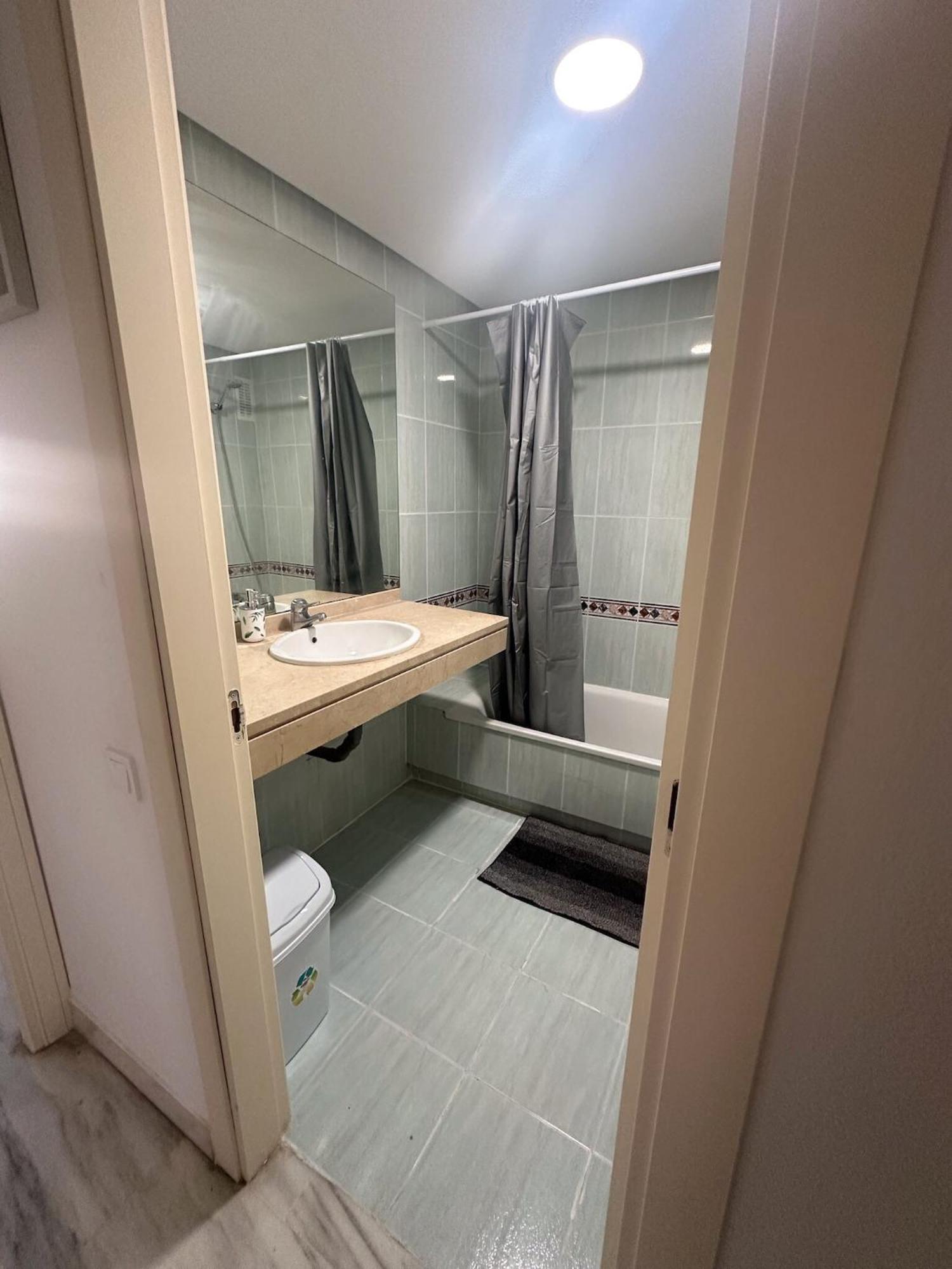 Torremolinos Habitaciones Privada En Apartamentos Compartidos المظهر الخارجي الصورة
