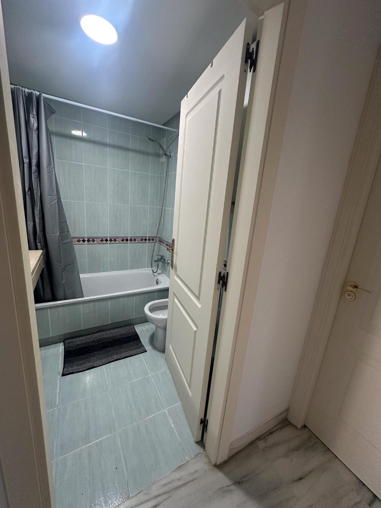 Torremolinos Habitaciones Privada En Apartamentos Compartidos المظهر الخارجي الصورة