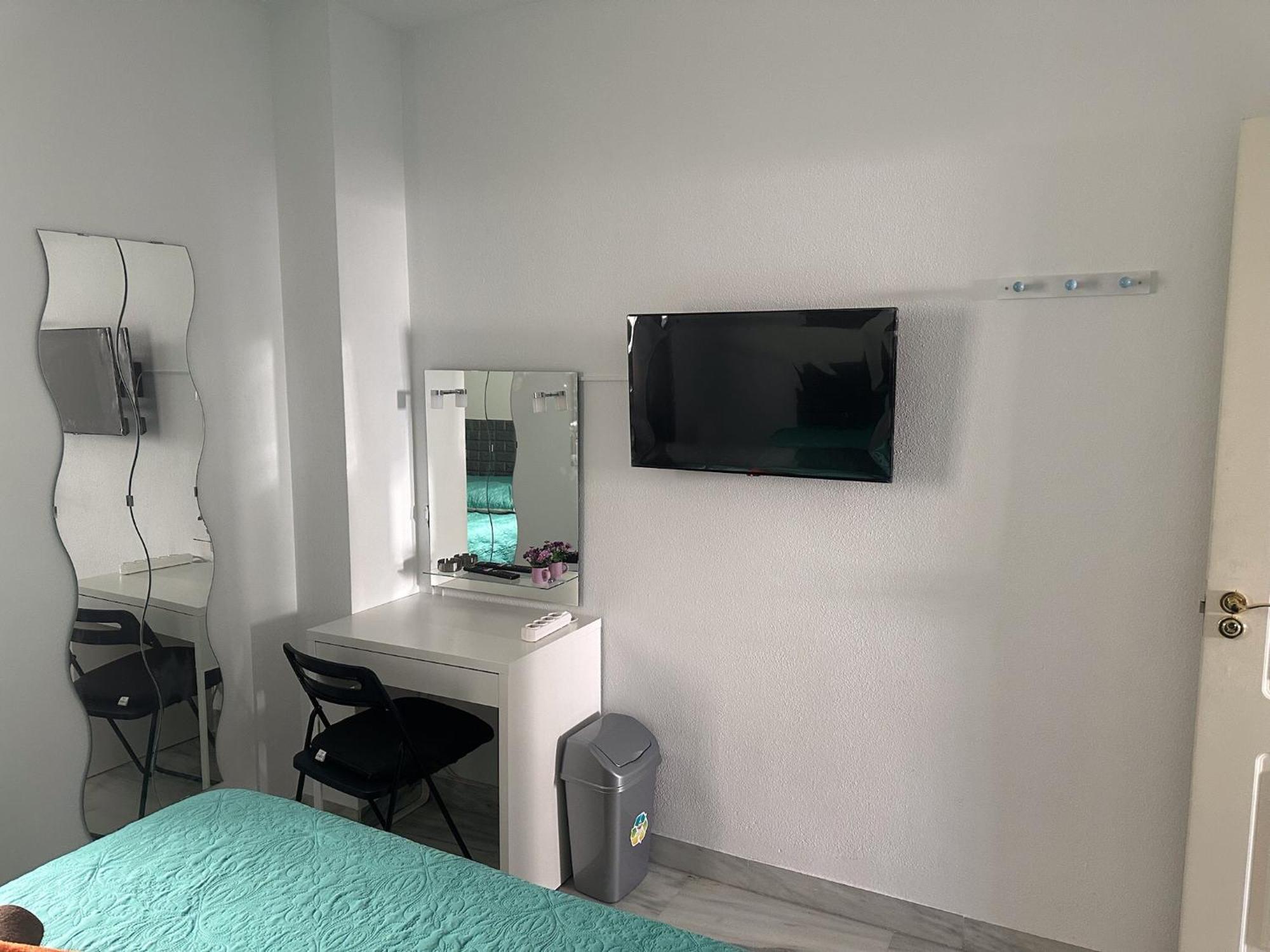 Torremolinos Habitaciones Privada En Apartamentos Compartidos الغرفة الصورة
